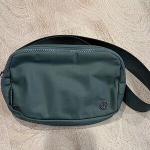 lululemon athletica Belt Bag